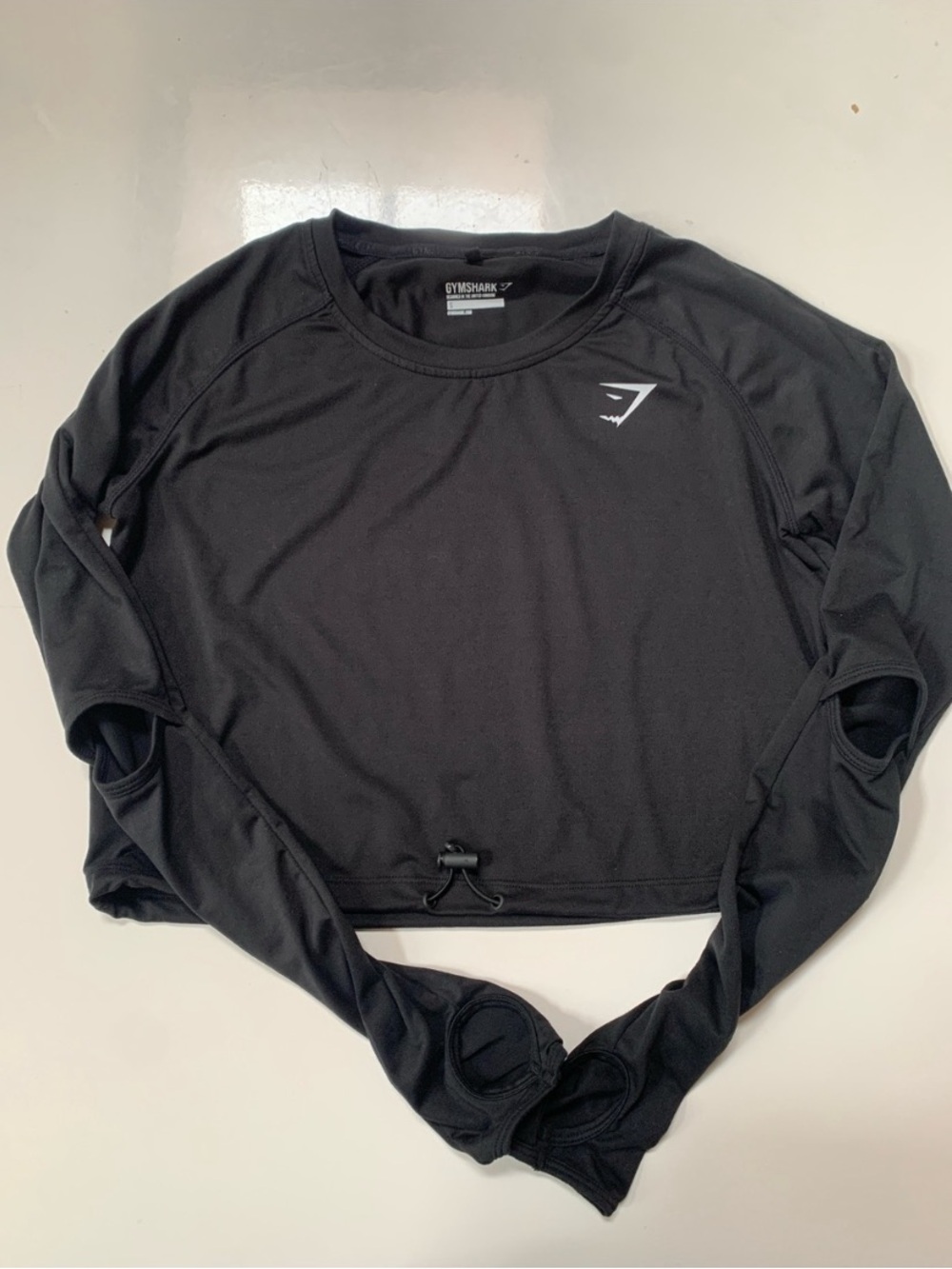 [S] GYMSHARK Black Long-Sleeve Cropped Top